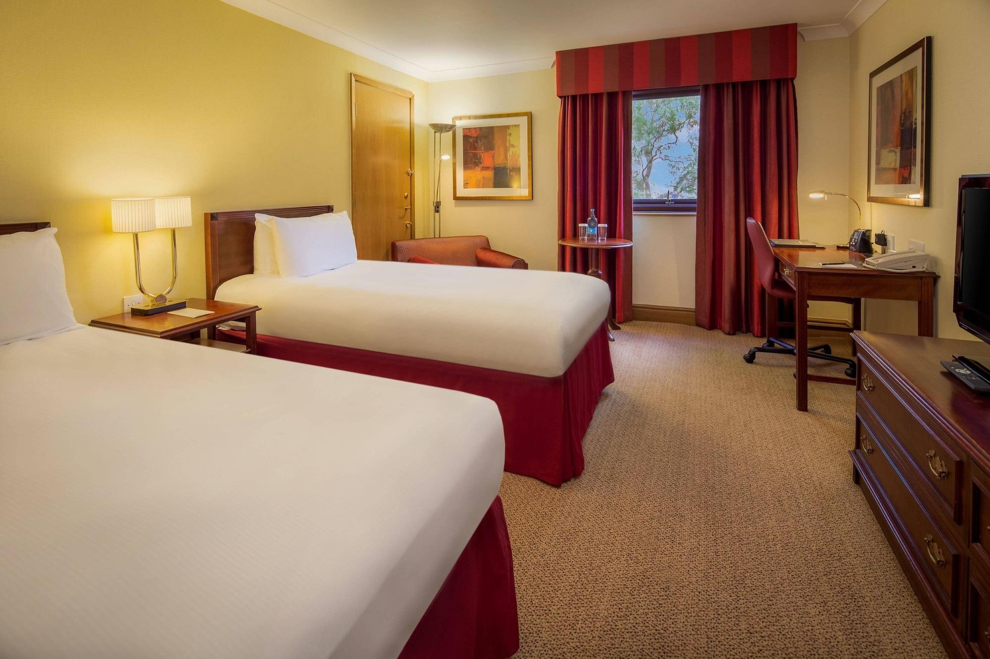 ווריק Delta Hotels By Marriott Warwick מראה חיצוני תמונה