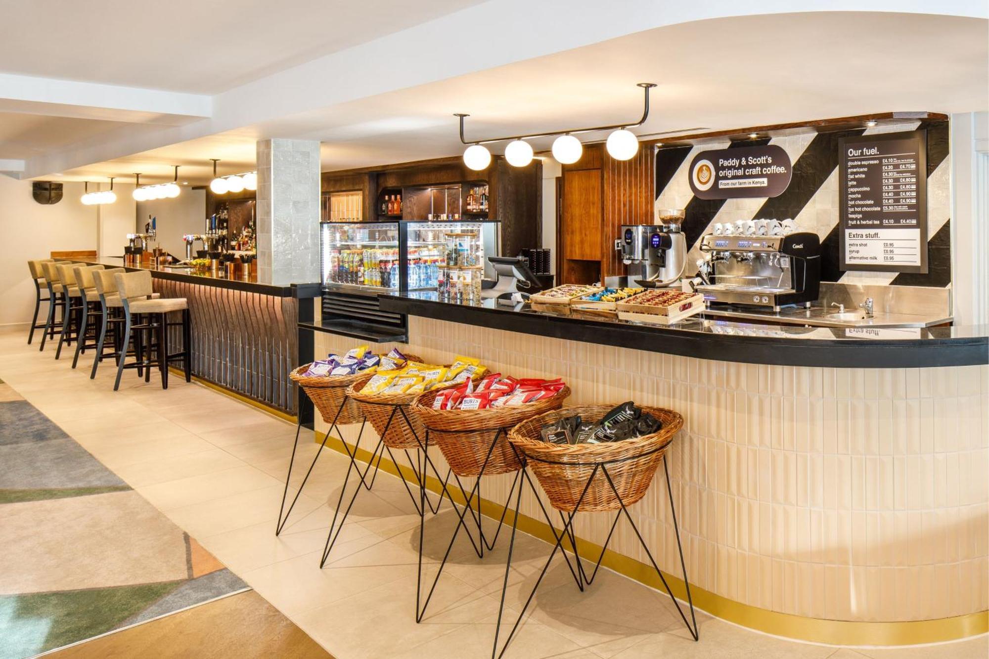 ווריק Delta Hotels By Marriott Warwick מראה חיצוני תמונה